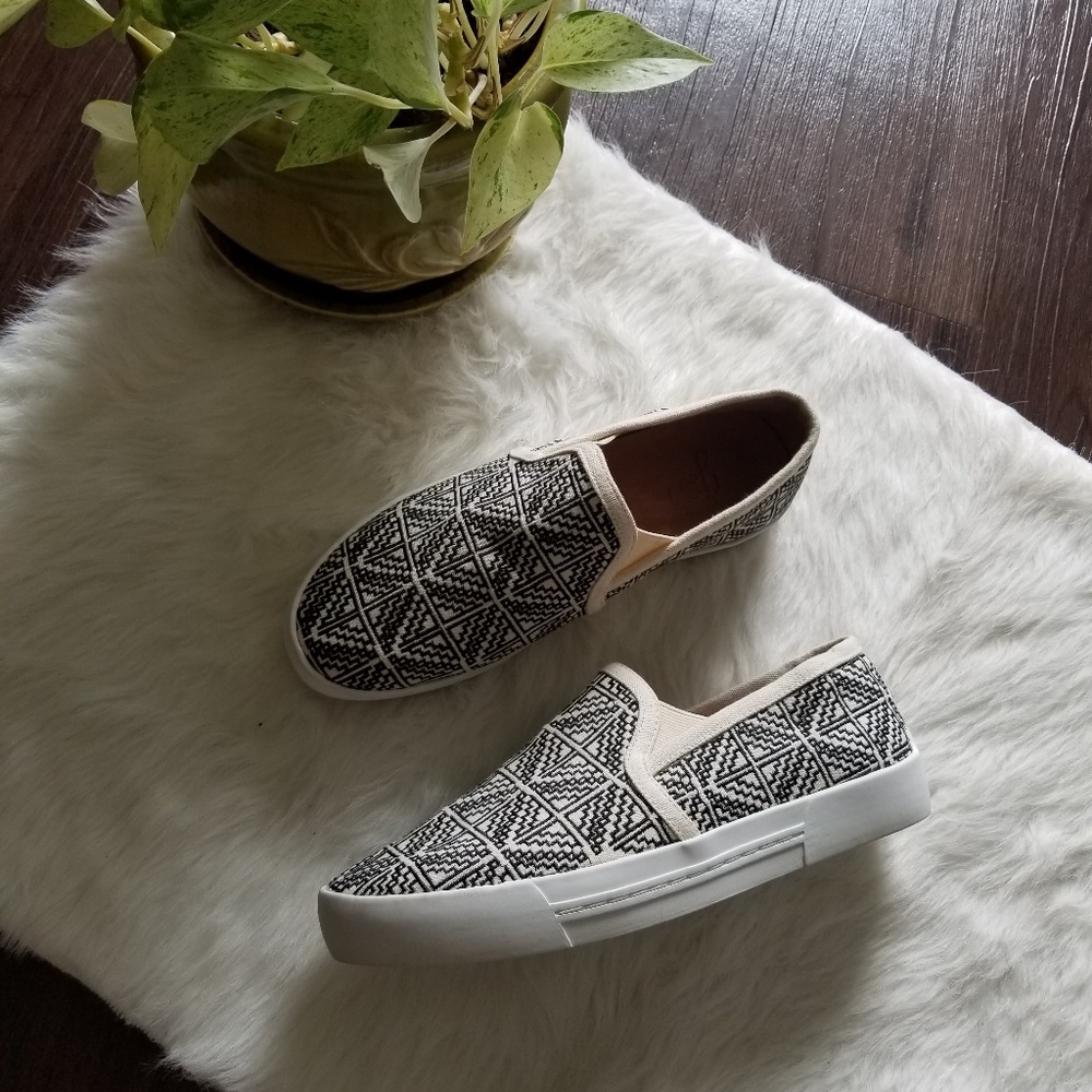 Joie sneakers